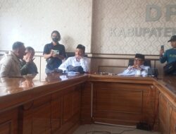 Purnawirawan TNI: “Kalau Bukan Rakyat Siapa Lagi Bela Suarni Sapikerep?”