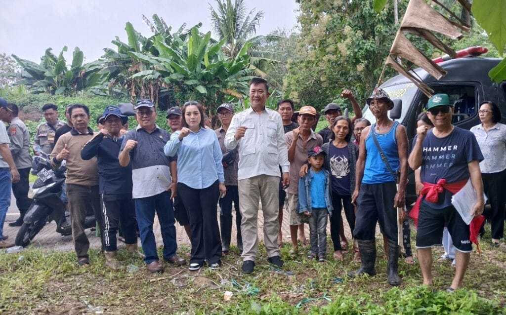 Masyarakat Desa Sea di dukung DPRD Minahasa mengecam Jimmy Widjaya