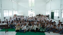 Soeprawiro dan Tim UPNVJT Gelar Edukasi Pencegahan Perilaku Seksual Berisiko bagi Remaja Surabaya