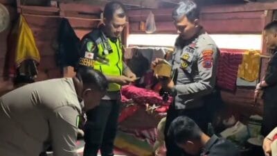 Dari Posko hingga Pintu Rumah, Polri Hadir Pastikan Layanan Kesehatan Warga Terdampak Bencana di Kala Segi Aceh Tengah