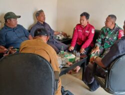 Perkuat Sinergi untuk Kemajuan Wilayah, Babinsa Lakukan Komsos Bersama Aparatur Desa