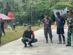 Dansatgas TMMD Wiltas Ke-127 Kodim 0912/Kubar Tinjau Langsung Progres Semenisasi Jalan di Linggang Amer