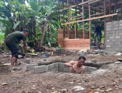 Meski Berpuasa, Satgas TMMD Ke-127 Kodim 0912/Kubar Tetap Semangat Bangun Septic Tank RTLH
