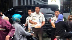 Rutan Bangil Bagikan Ratusan Takjil kepada Masyarakat di Bulan Ramadan