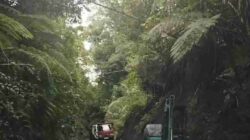 Galian C Ilegal Diduga Dibekingi? Dua Excavator Bebas Menggila di Rest Area Mitra Walian, Warga Tantang Polda Sulut Bertindak!