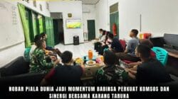 Nobar Piala Dunia Jadi Momentum Babinsa Perkuat Komsos Dan Sinergi Bersama Karang Taruna