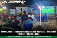 Koramil 0906-14/Tenggarong Seberang dan Masyarakat Nobar Laga Perempat Final Piala Dunia
