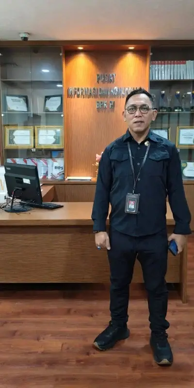 JACKSON SAMBOW SOROTI TEMUAN BPK Rp2,09 MILIAR DI DISHUB KABUPATEN SORONG: PERTANGGUNGJAWABAN BBM DIPERTANYAKAN, APH DIMINTA BERTINDAK!