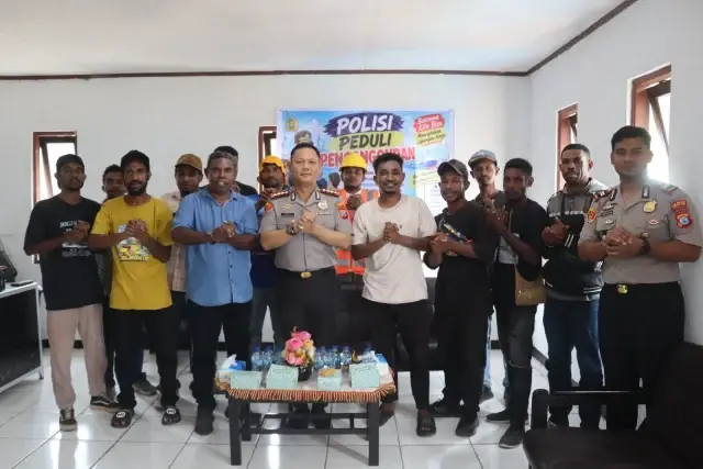 POLIRAN, Kapolresta Sorong Kota Fasilitasi 12 Warga Berpeluang Jadi Anggota TKBM Klayum
